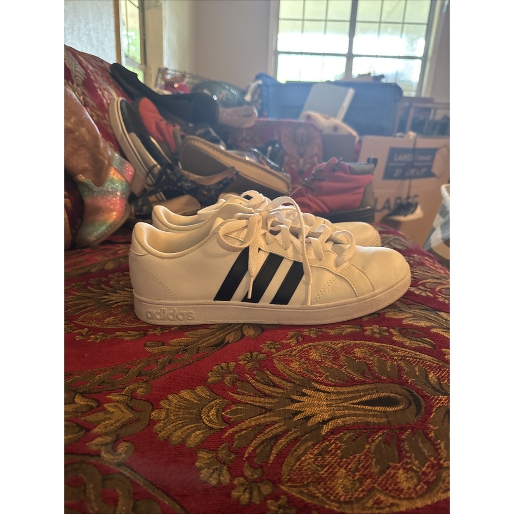 Adidas Neo Baseline Shoes Sneakers Womens White  Size 9.5